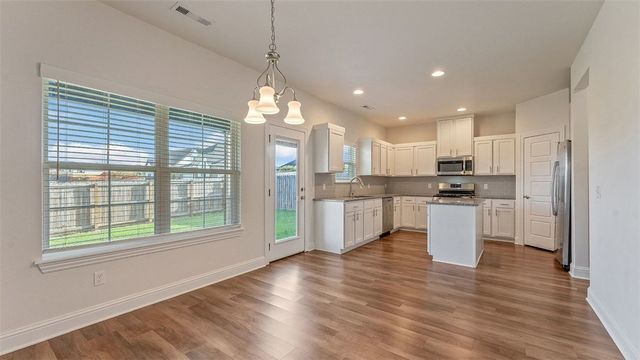 5805 SW Gentle Winds Avenue, Bentonville, AR 72713