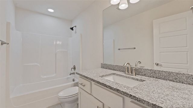 5805 SW Gentle Winds Avenue, Bentonville, AR 72713