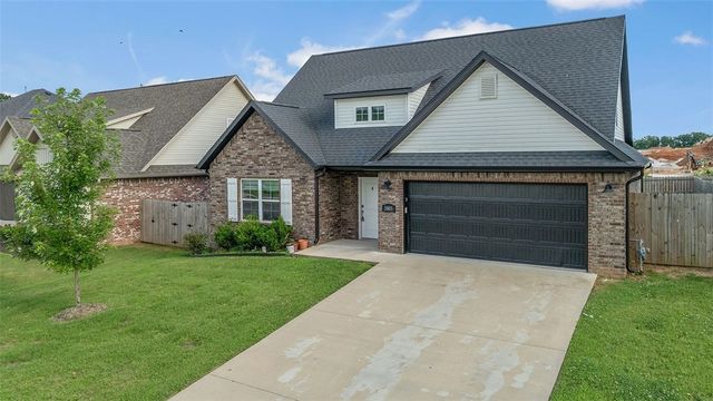 5805 SW Gentle Winds Avenue, Bentonville, AR 72713