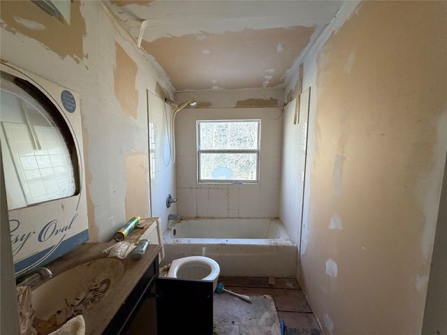 1301 Churchill Way, Sherman, TX 75092