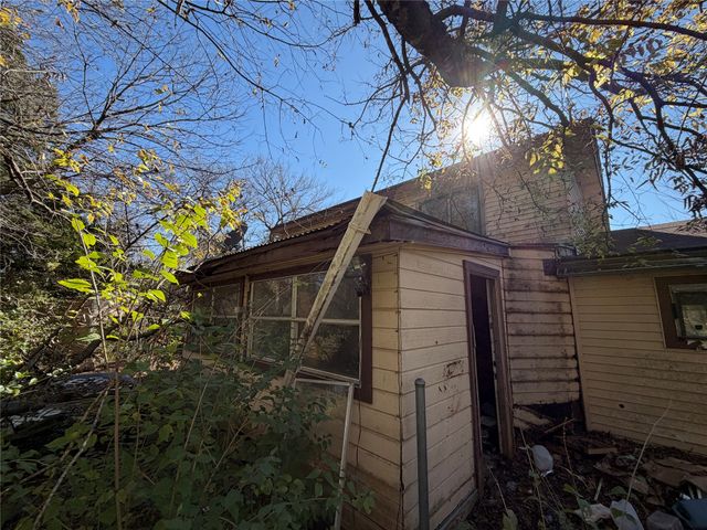 1301 Churchill Way, Sherman, TX 75092