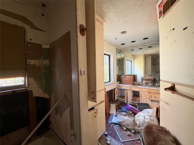 1301 Churchill Way, Sherman, TX 75092