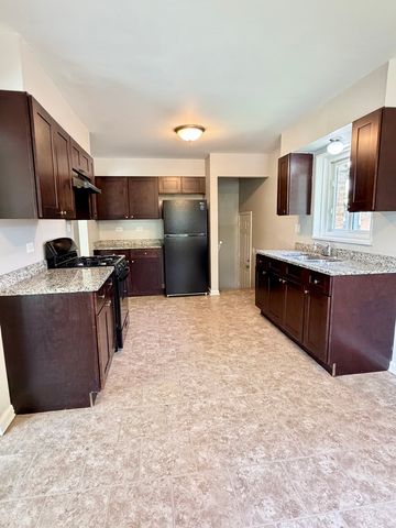 1820 169th Street, Hazel Crest, IL 60429
