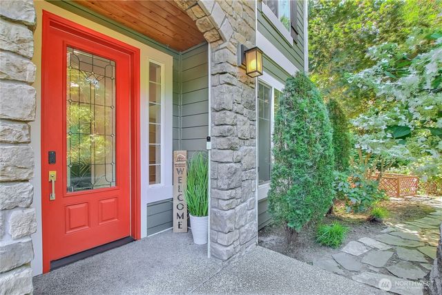 16426 85TH Place NE, Kenmore, WA 98028