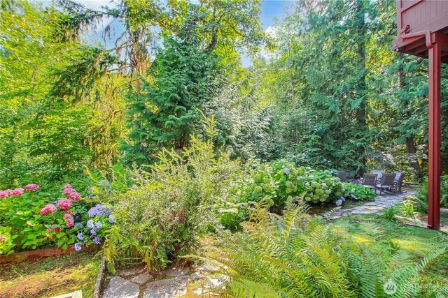 16426 85TH Place NE, Kenmore, WA 98028