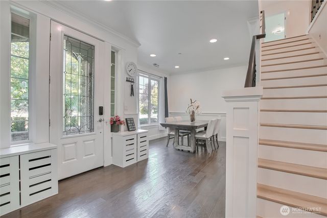 16426 85TH Place NE, Kenmore, WA 98028