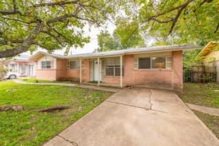 1816 E Tucker Boulevard, Arlington, TX 76010