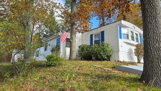 12 Presidential Cir, Warren, MA 01083