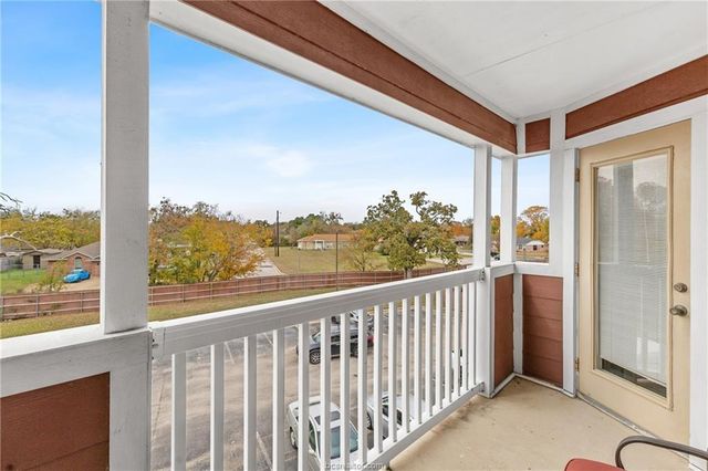 525 Southwest Parkway 302, College Station, TX 77840