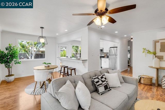 2725 Argyll Ave, Concord, CA 94520
