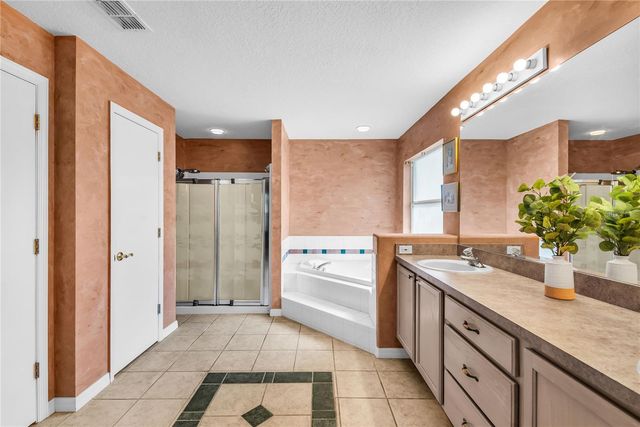 12540 CYNTHIA LANE, Clermont, FL 34715