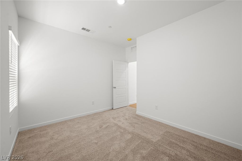 9939 Kimura Hills Avenue, Las Vegas, NV 89129 — photo 3