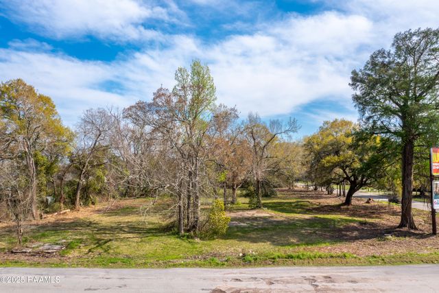 1026 W St Peter Street, New Iberia, LA 70560