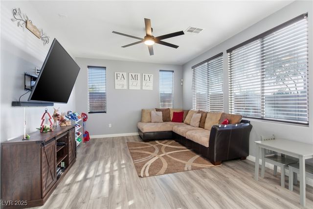 5633 Nobleton Court, North Las Vegas, NV 89081