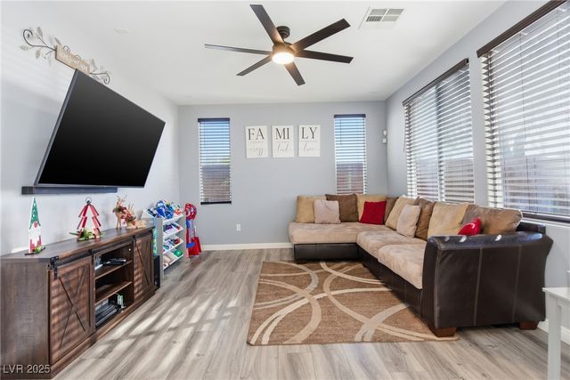 5633 Nobleton Court, North Las Vegas, NV 89081