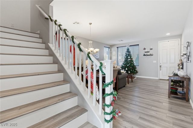 5633 Nobleton Court, North Las Vegas, NV 89081