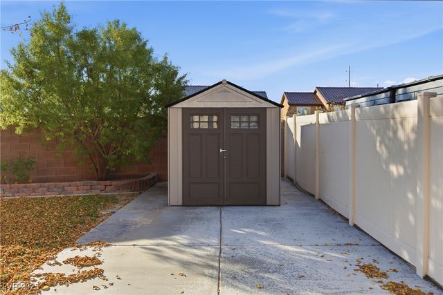5633 Nobleton Court, North Las Vegas, NV 89081