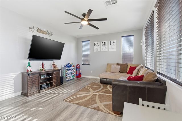 5633 Nobleton Court, North Las Vegas, NV 89081