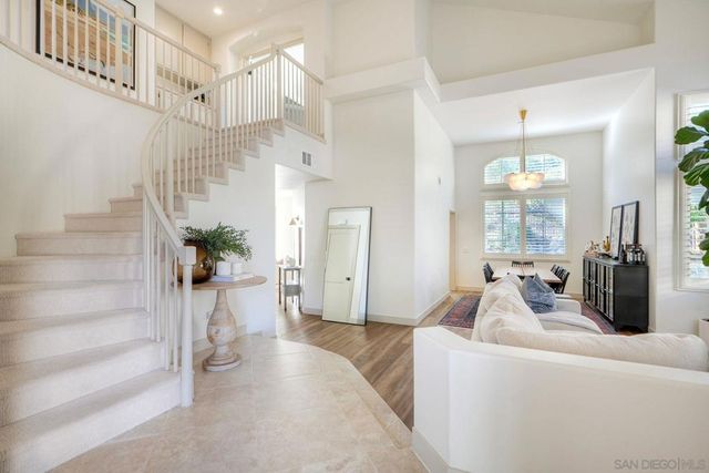 13660 Lindamere Ln, San Diego, CA 92128