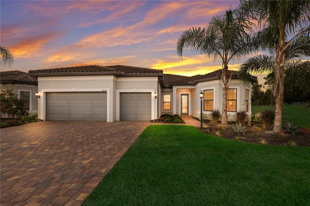 Image 2 of property listing at 18025 NORTHWOOD PLACE, Bradenton, FL 34202