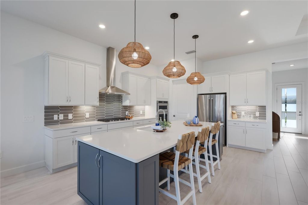 Image 16 of property listing at 18025 NORTHWOOD PLACE, Bradenton, FL 34202