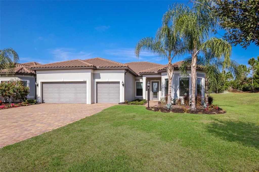 Image 3 of property listing at 18025 NORTHWOOD PLACE, Bradenton, FL 34202