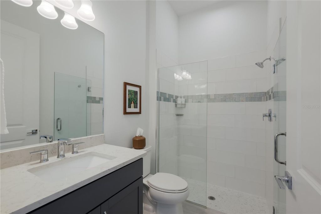 Image 33 of property listing at 18025 NORTHWOOD PLACE, Bradenton, FL 34202