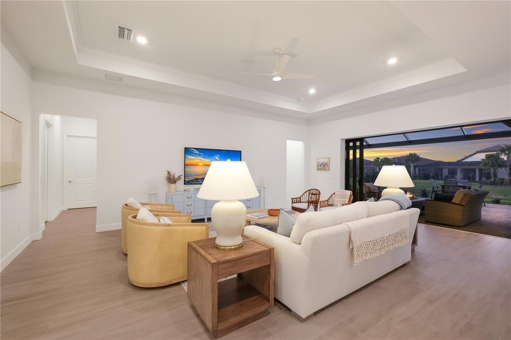 Image 39 of property listing at 18025 NORTHWOOD PLACE, Bradenton, FL 34202