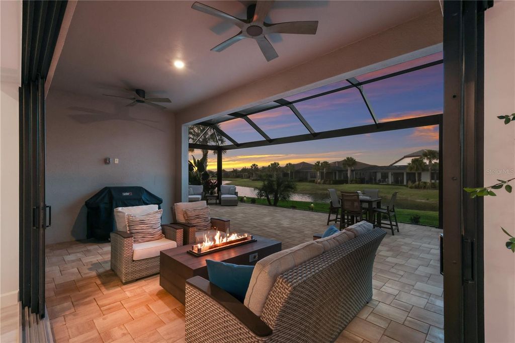 Image 42 of property listing at 18025 NORTHWOOD PLACE, Bradenton, FL 34202