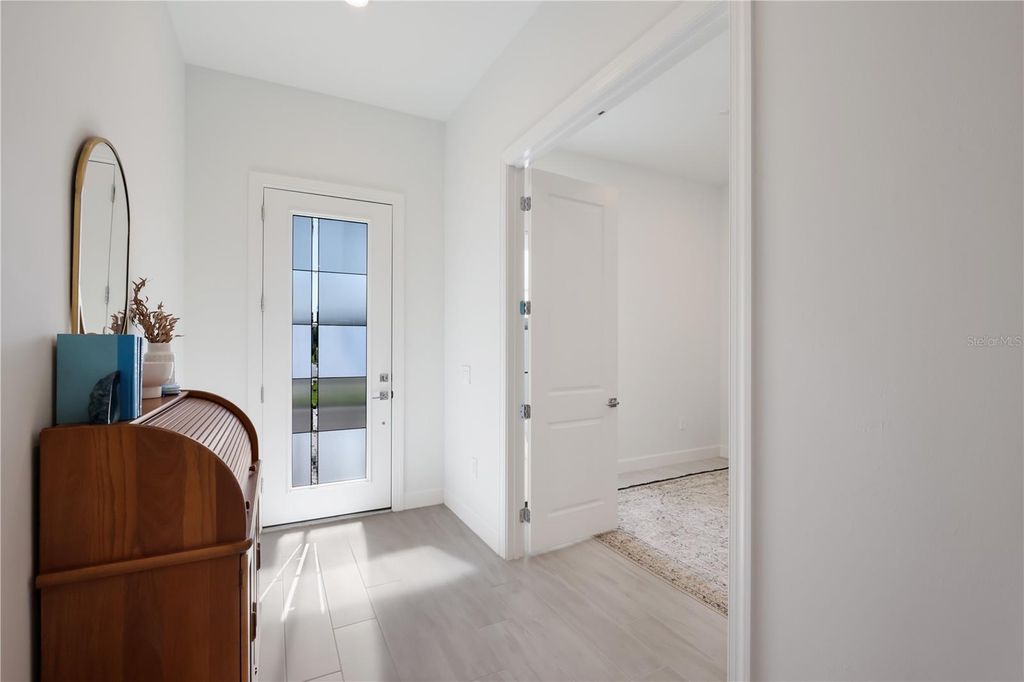 Image 7 of property listing at 18025 NORTHWOOD PLACE, Bradenton, FL 34202