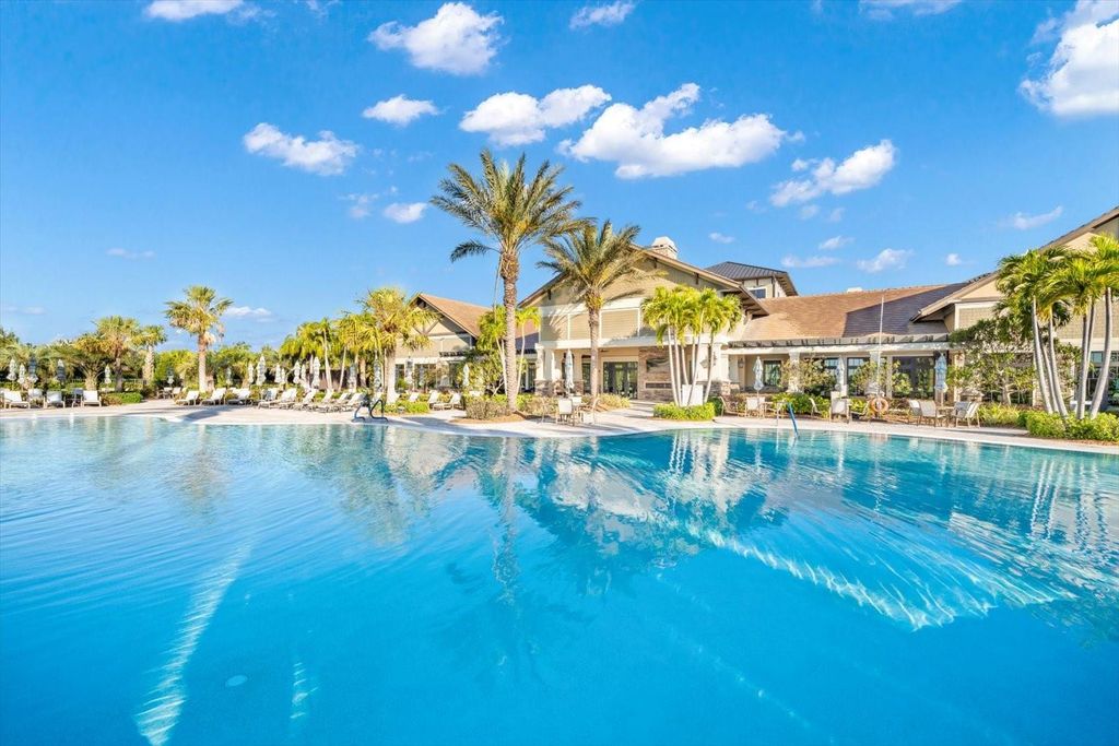 Image 82 of property listing at 18025 NORTHWOOD PLACE, Bradenton, FL 34202