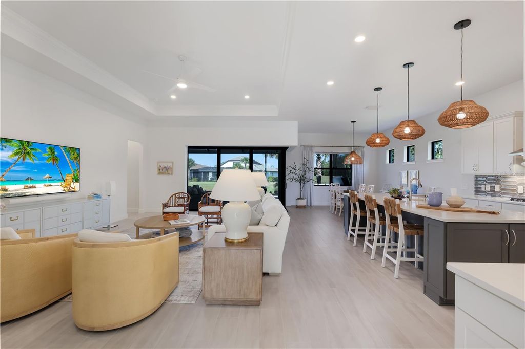 Image 10 of property listing at 18025 NORTHWOOD PLACE, Bradenton, FL 34202