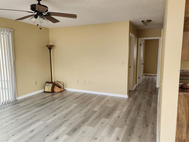 10055 SW 92ND AVENUE, Ocala, FL 34481