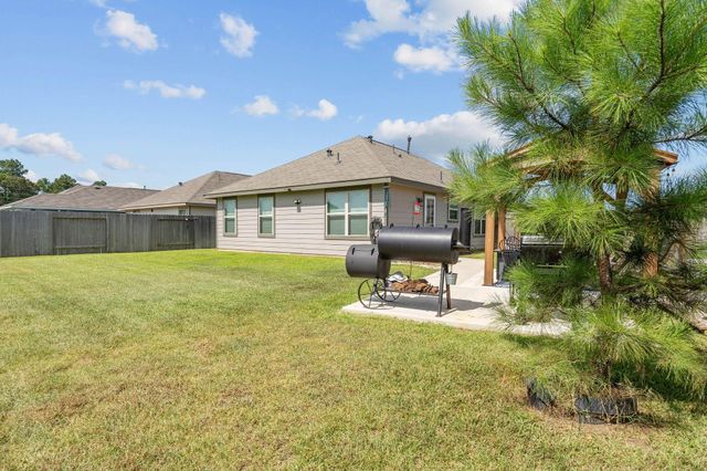 407 Rosebank Ranch, Magnolia, TX 77354