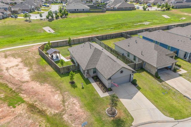 407 Rosebank Ranch, Magnolia, TX 77354