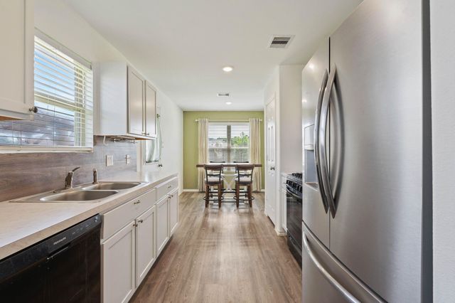 407 Rosebank Ranch, Magnolia, TX 77354