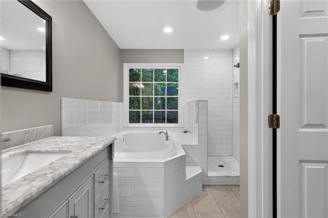 5206 Oakbrook Drive, Durham, NC 27713
