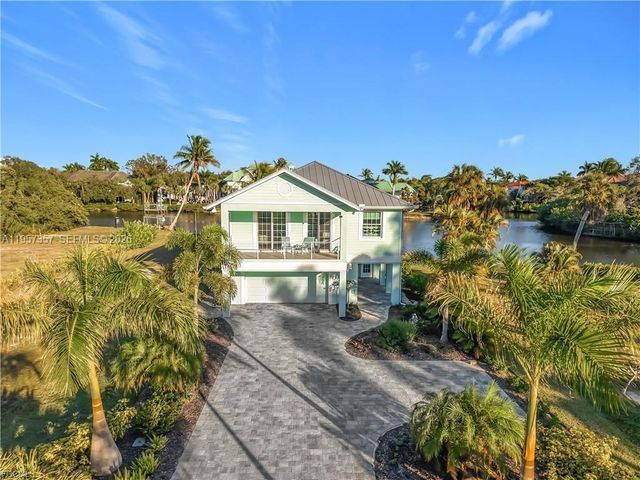 27520 Big Bend Rd, Bonita Springs, FL 34134