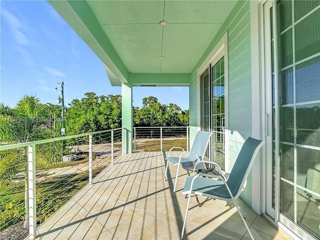 27520 Big Bend Rd, Bonita Springs, FL 34134