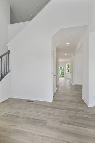 32018 Savannah Drive, Lakemoor, IL 60051