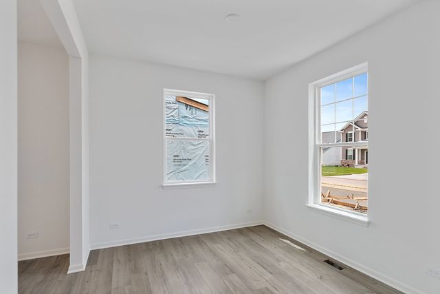 32018 Savannah Drive, Lakemoor, IL 60051