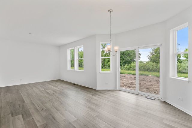 32018 Savannah Drive, Lakemoor, IL 60051