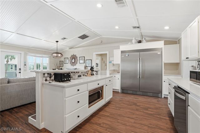 165 Connecticut ST, Fort Myers Beach, FL 33931