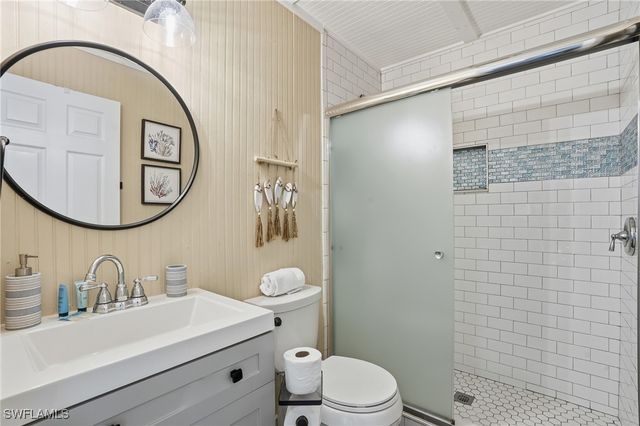 165 Connecticut ST, Fort Myers Beach, FL 33931