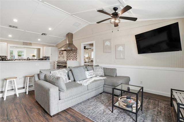 165 Connecticut ST, Fort Myers Beach, FL 33931