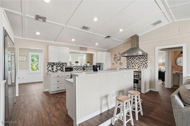 165 Connecticut ST, Fort Myers Beach, FL 33931