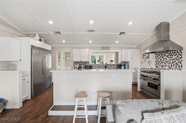 165 Connecticut ST, Fort Myers Beach, FL 33931