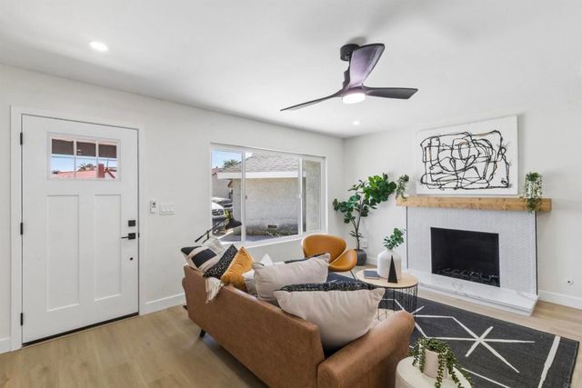 2415 Bali Cove, San Diego, CA 92139