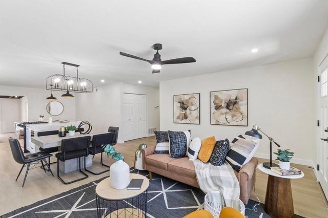 2415 Bali Cove, San Diego, CA 92139