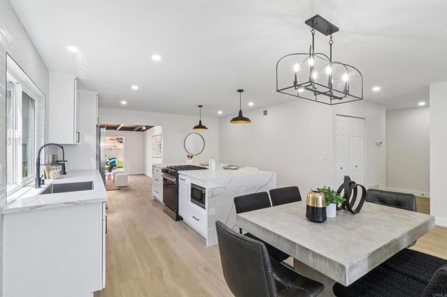 2415 Bali Cove, San Diego, CA 92139
